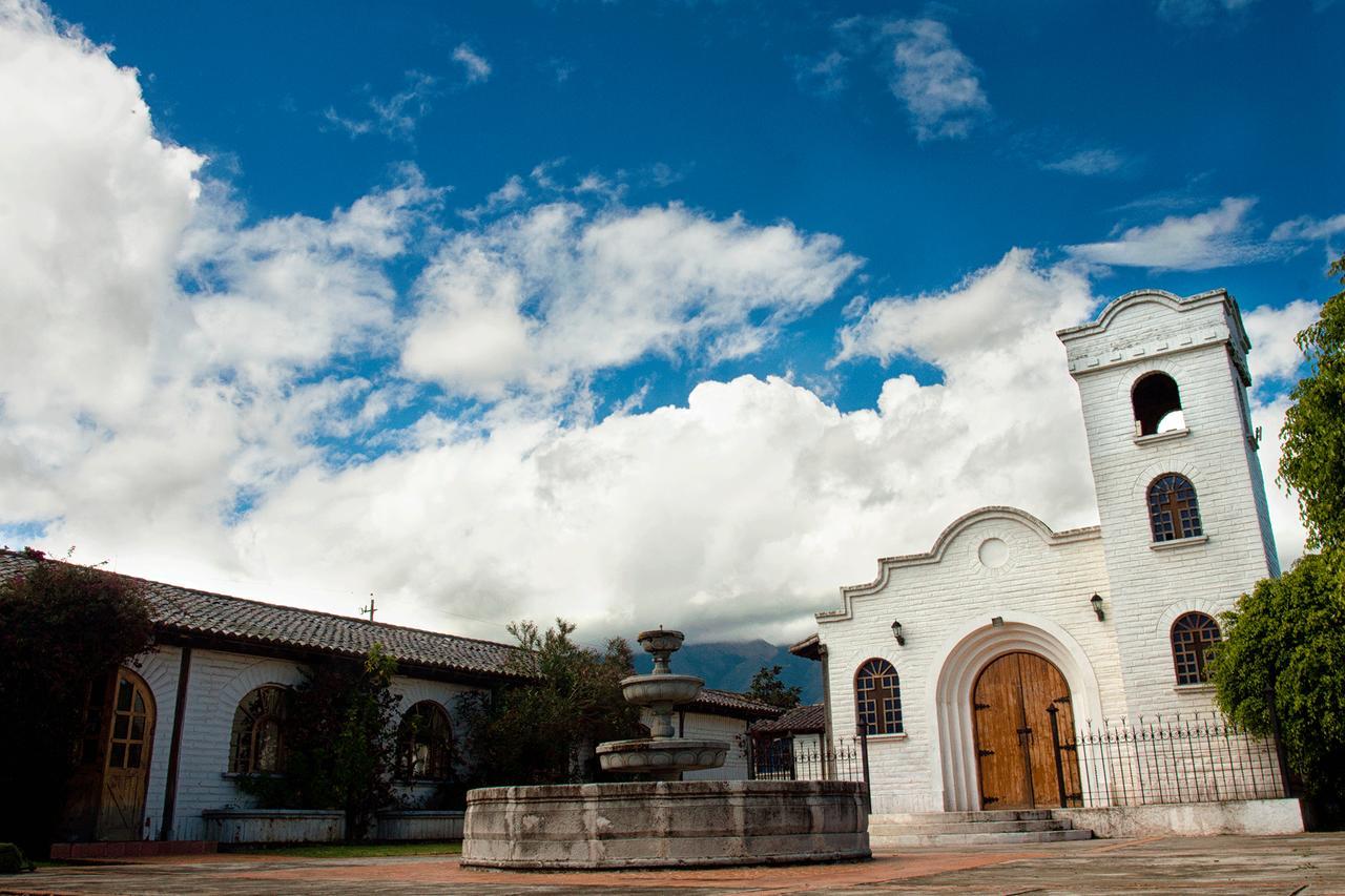 Hosteria Hacienda Pueblo Viejo Atuntaqui Buitenkant foto